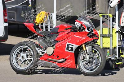 media/Oct-12-2025-CRA (Sun) [[e621380112]]/Around the Pits/